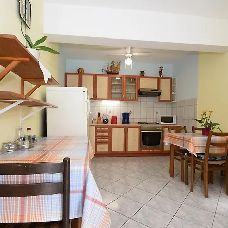 Penzion Double Starigrad 6594b 3*